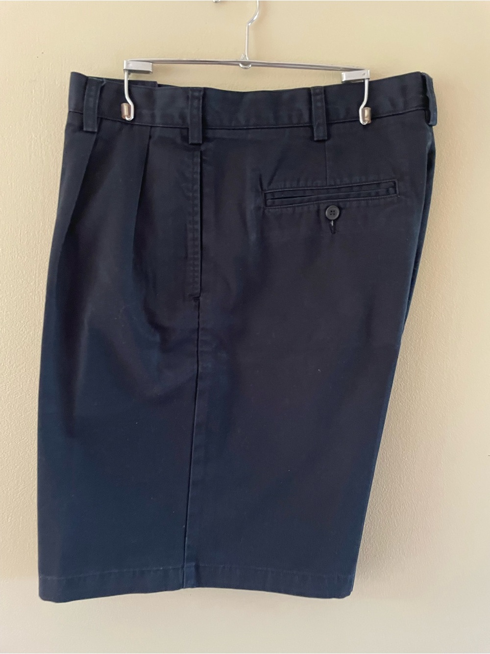 Lands End crisp men’s shorts- like new!